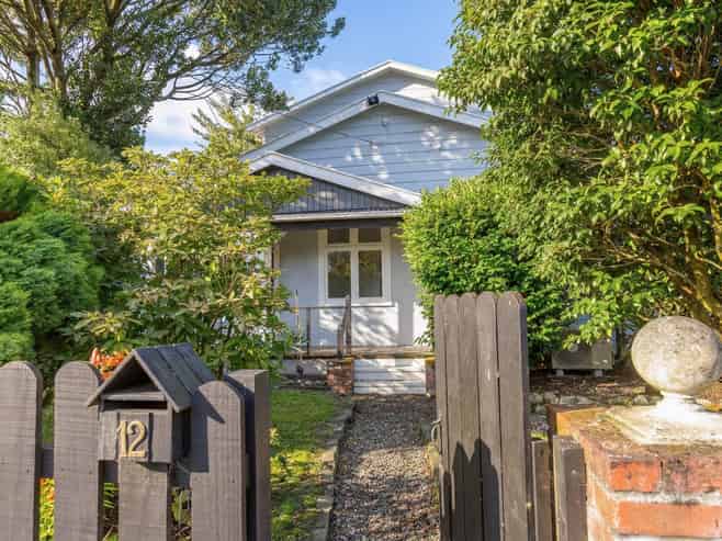 12 Wallace Street, Featherston