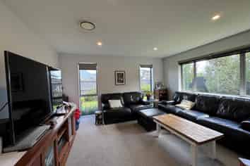 21 Luxembourg Crescent, Halswell