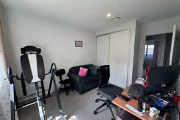 21 Luxembourg Crescent, Halswell