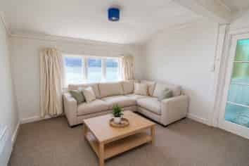 37a Grafton Road, Roseneath