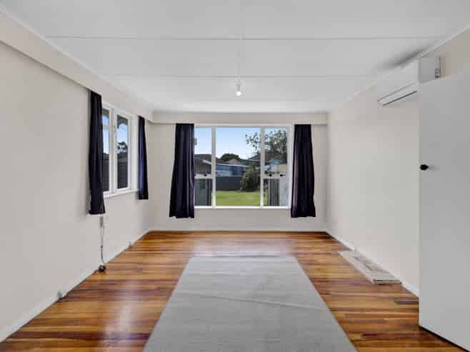 6 McGuire Street, Hawera