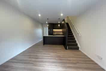 6/9 Juniper Place, Frankton