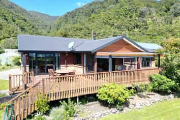  12a Cargill Road, Barrytown