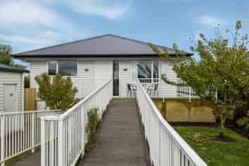 20 Portchester Street, Aranui