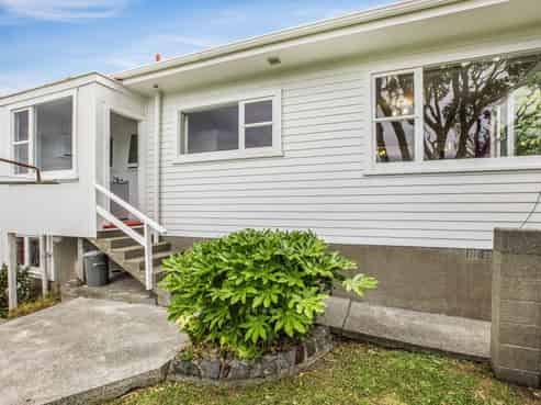 31 St Albans Avenue, Karori