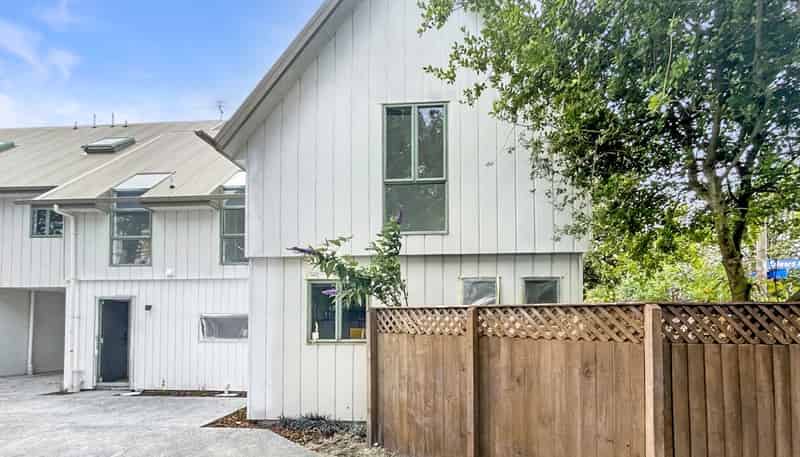 2/611 Madras Street, Saint Albans