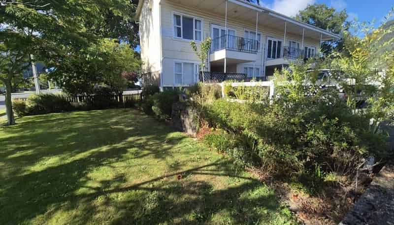 1/37 Devon Street, Picton