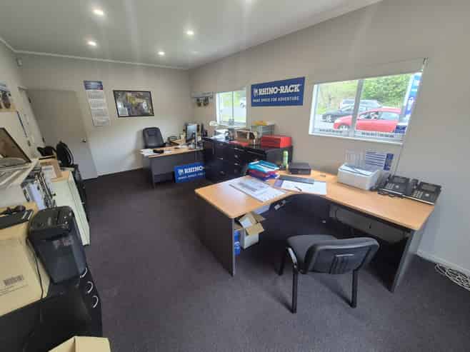 Pristine Porirua Warehouse