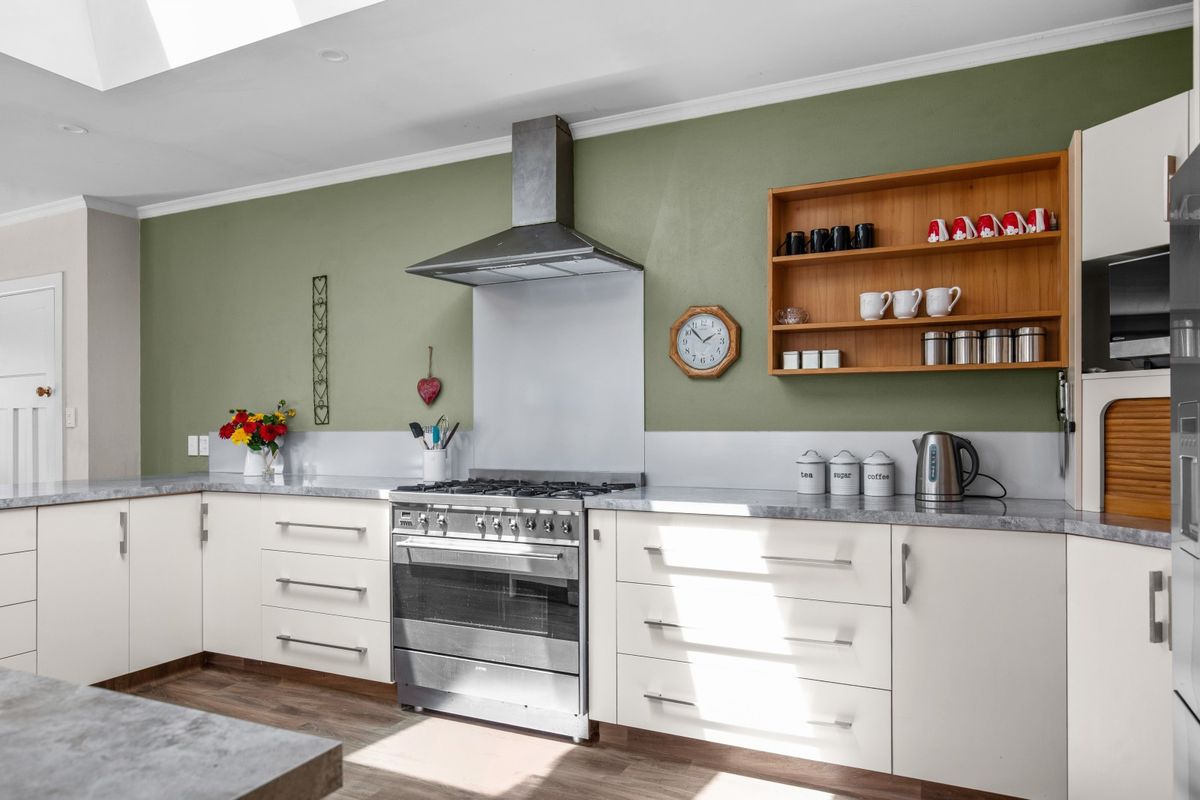 A Rare Blend of Land, Lifestyle and Opportunity - Widok 6