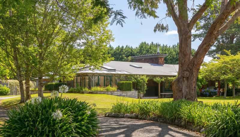 42 Kuratawhiti Street, Greytown