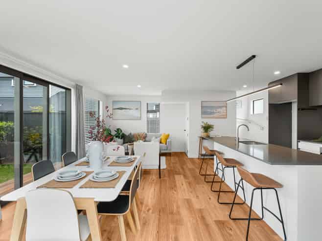 2/525 Madras Street, Saint Albans