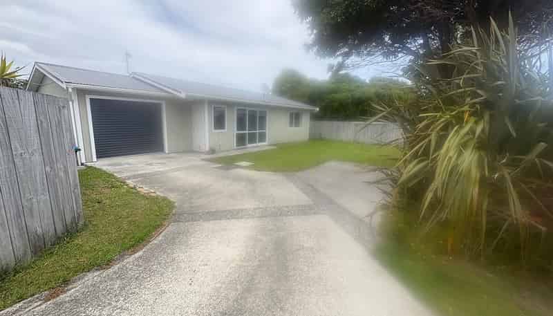 18A Kapiti Crescent, Titahi Bay