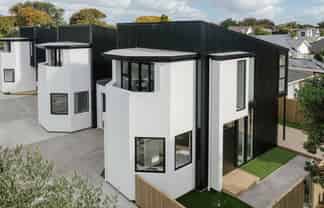 128c Linton Street, West End