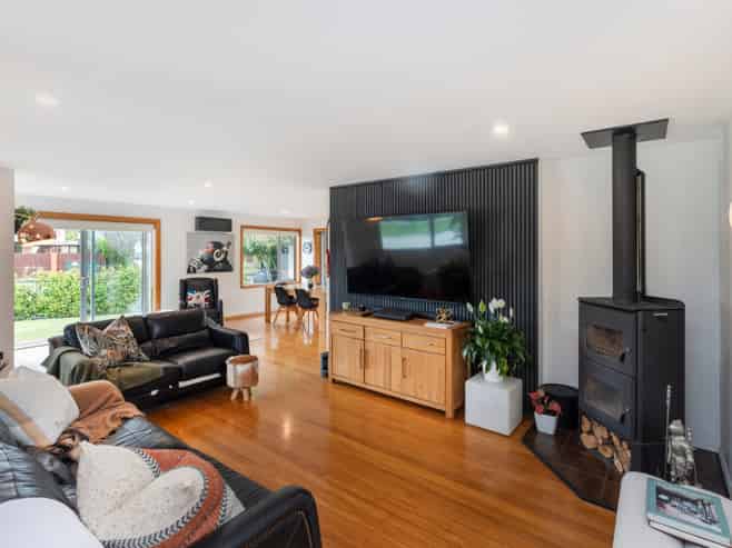 477 Avonhead Road, Avonhead
