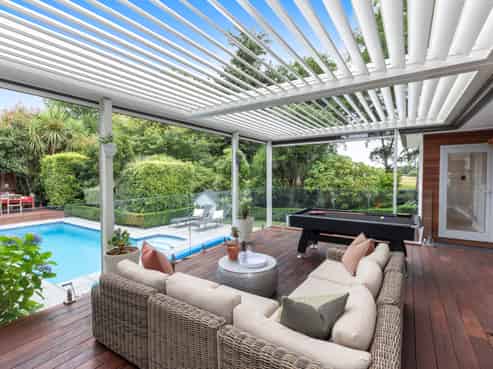 477 Avonhead Road, Avonhead