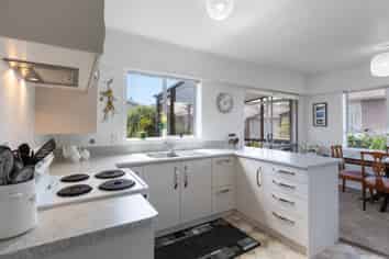 1/6 Webster Street, Westown