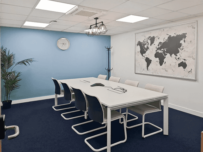 Office space for 10 persons in HQ 236 Broadway Av.