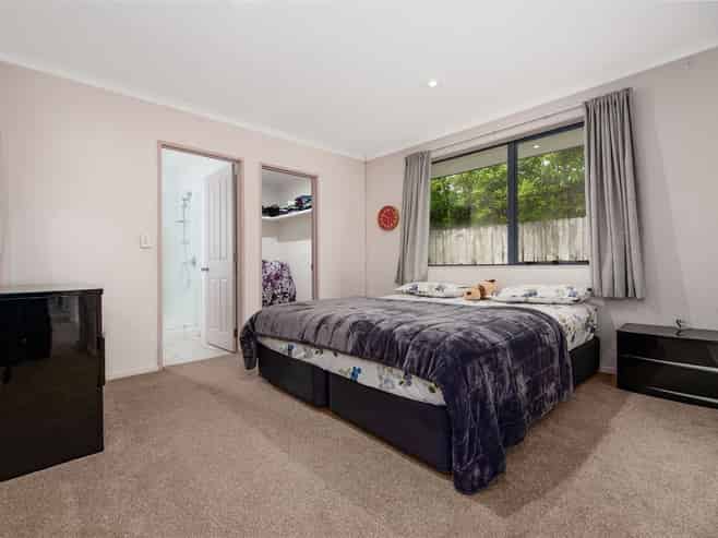 8/72 Swanson Rd, Henderson