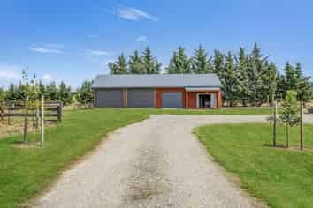 177 McLeods Road, Sefton