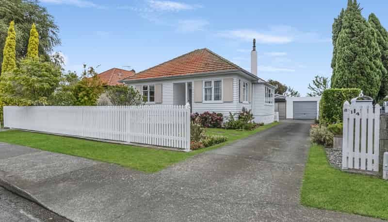 814 Rangiora Street, Mahora