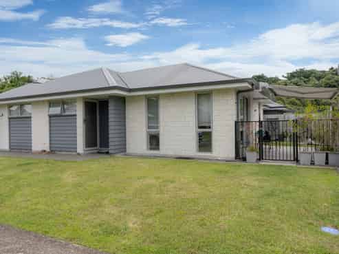 A/54 Pakanga Grove, Pyes Pa