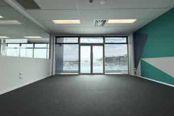 Waterfront Marina Office | 115 m2