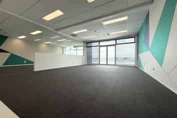Waterfront Marina Office | 115 m2