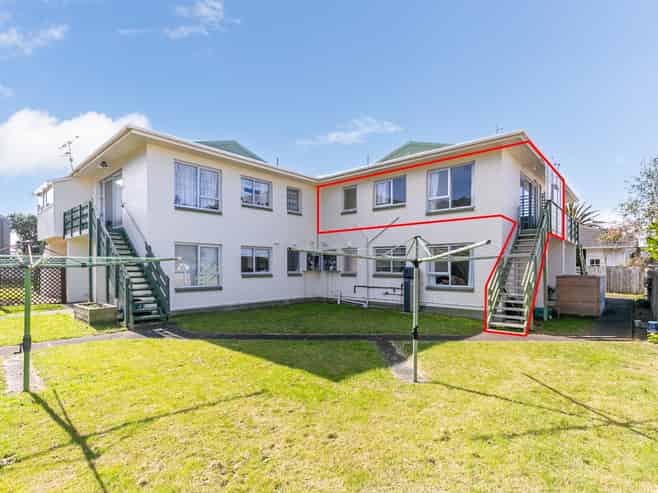 13/154 Onepu Road, Lyall Bay