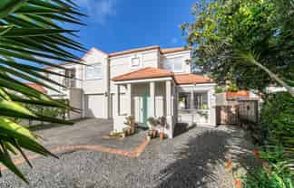 4 Pilsdon Place, New Lynn