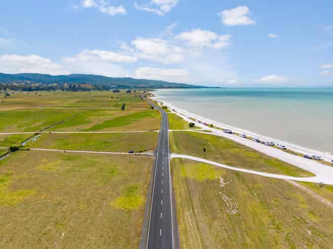 453 East Coast Road, Kaiaua