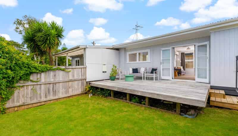 62A McLeod Road, Te Atatu South