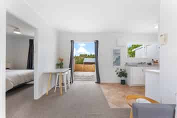 62A McLeod Road, Te Atatu South