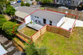 62A McLeod Road, Te Atatu South