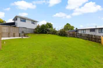 62B McLeod Road, Te Atatu South