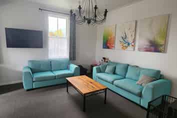 44 Oak Street, Masterton