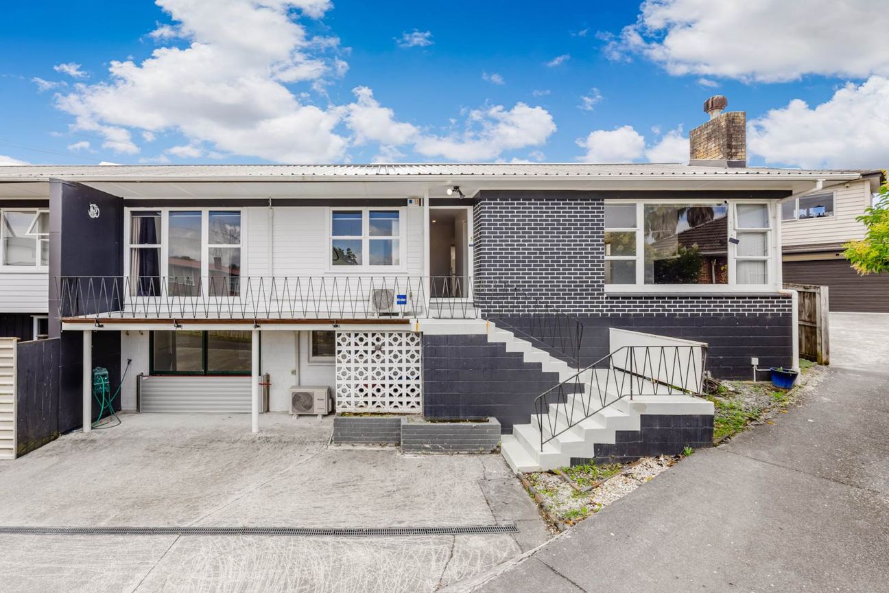 Versatile Family Living with Home Office Potential - Widok 3