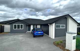 6 Panui Avenue, Helensville