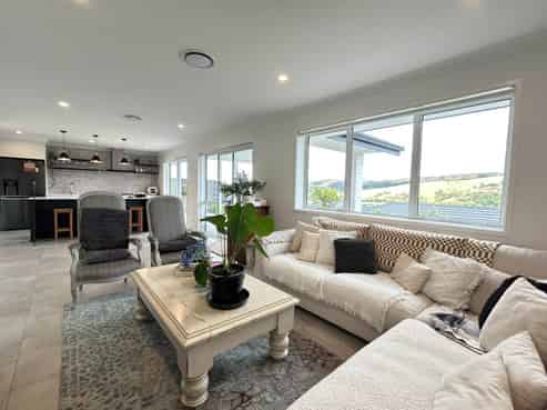 6 Panui Avenue, Helensville