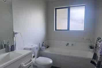 11 Rannoch Street, Rockdale