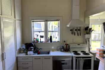 17 Challinor Cres, Mount Albert