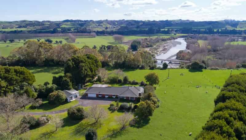 84 Awahou South Road, Ashhurst