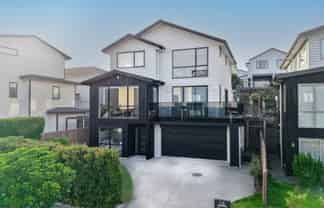 16 Windlass Street, Long Bay