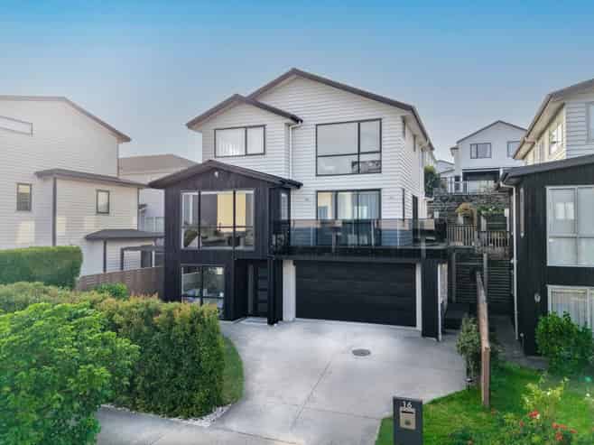 16 Windlass Street, Long Bay