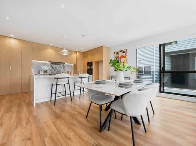 16 Windlass Street, Long Bay