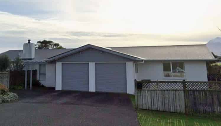 45 Gisborne Terrace, Opunake