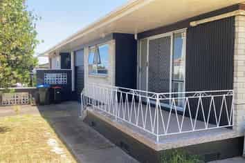 1/371 Richardson Road, Mount Roskill