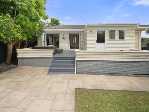 1/29 Gloria Avenue, Te Atatu Peninsula