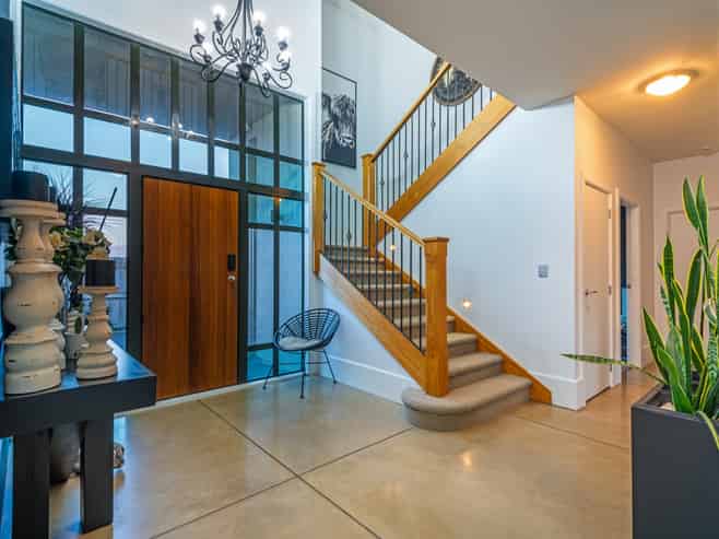 6 Banksia Grove, Milson