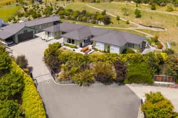 10 Bristol Lane, Atawhai