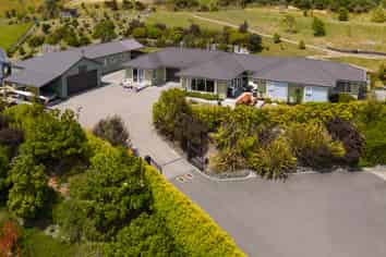 10 Bristol Lane, Atawhai